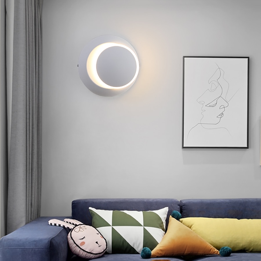 Rotating Round Wall Light